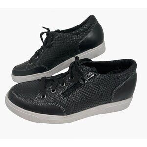 Munro Gabbie Black Snake Print Leather Lace Up Sneakers SZ 6.5M Retail $235